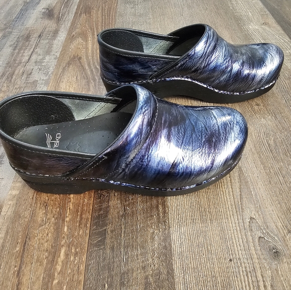 Dansko clogs - Picture 3 of 5